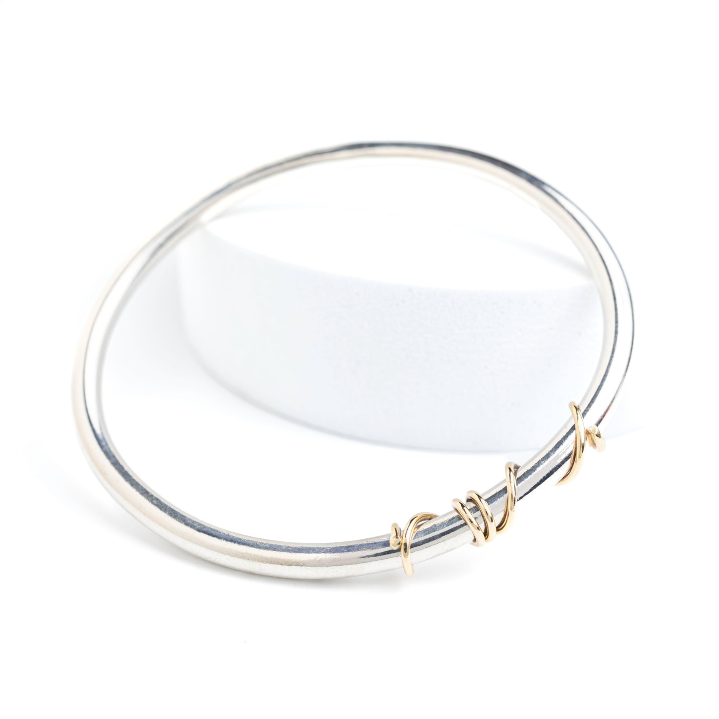 Bangle - Wrapped in gold