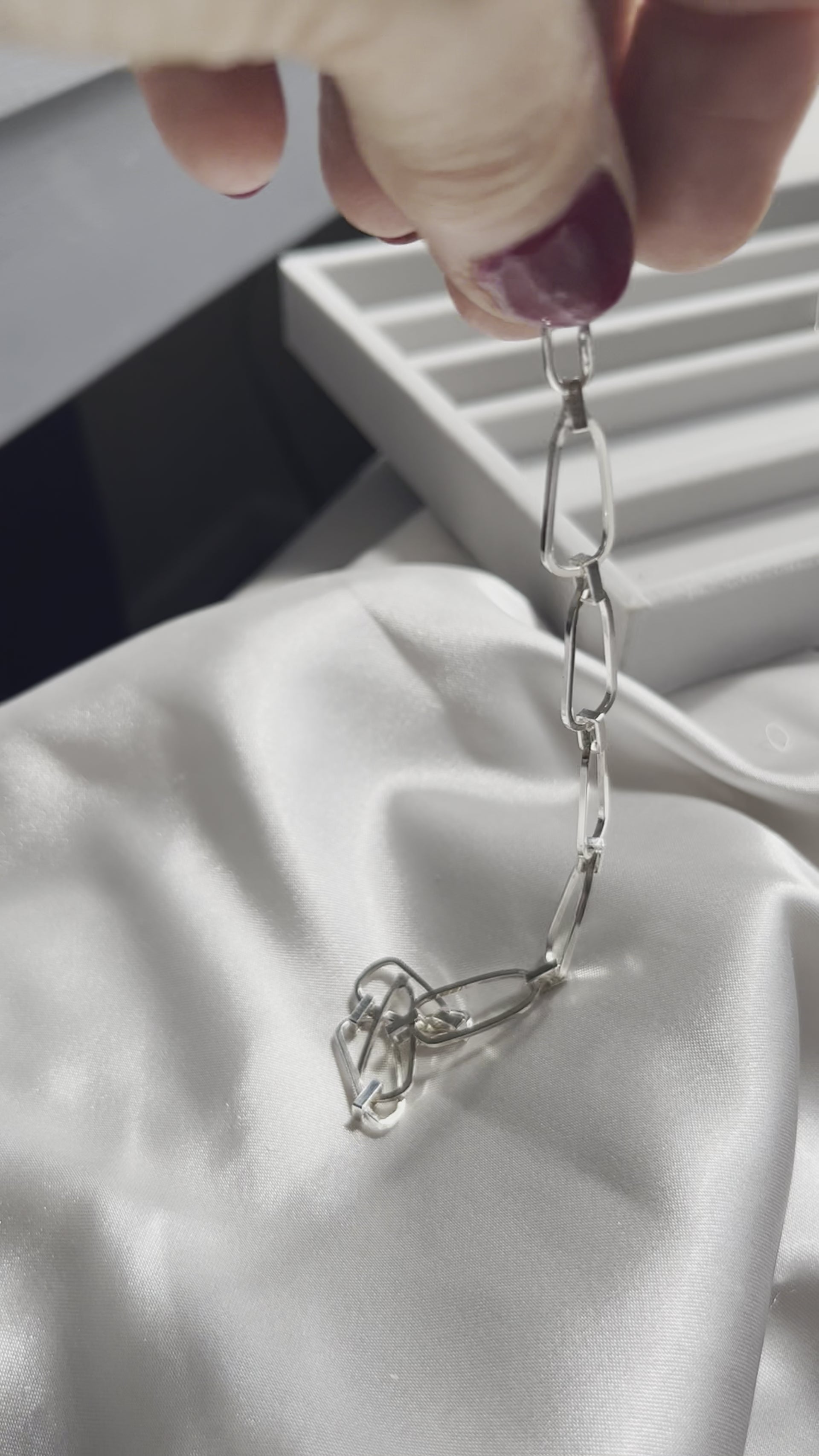 video droplet shaped silver earrings with waterflow handmade silver bracelet